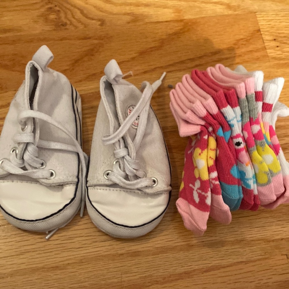 Baby shoe bundle